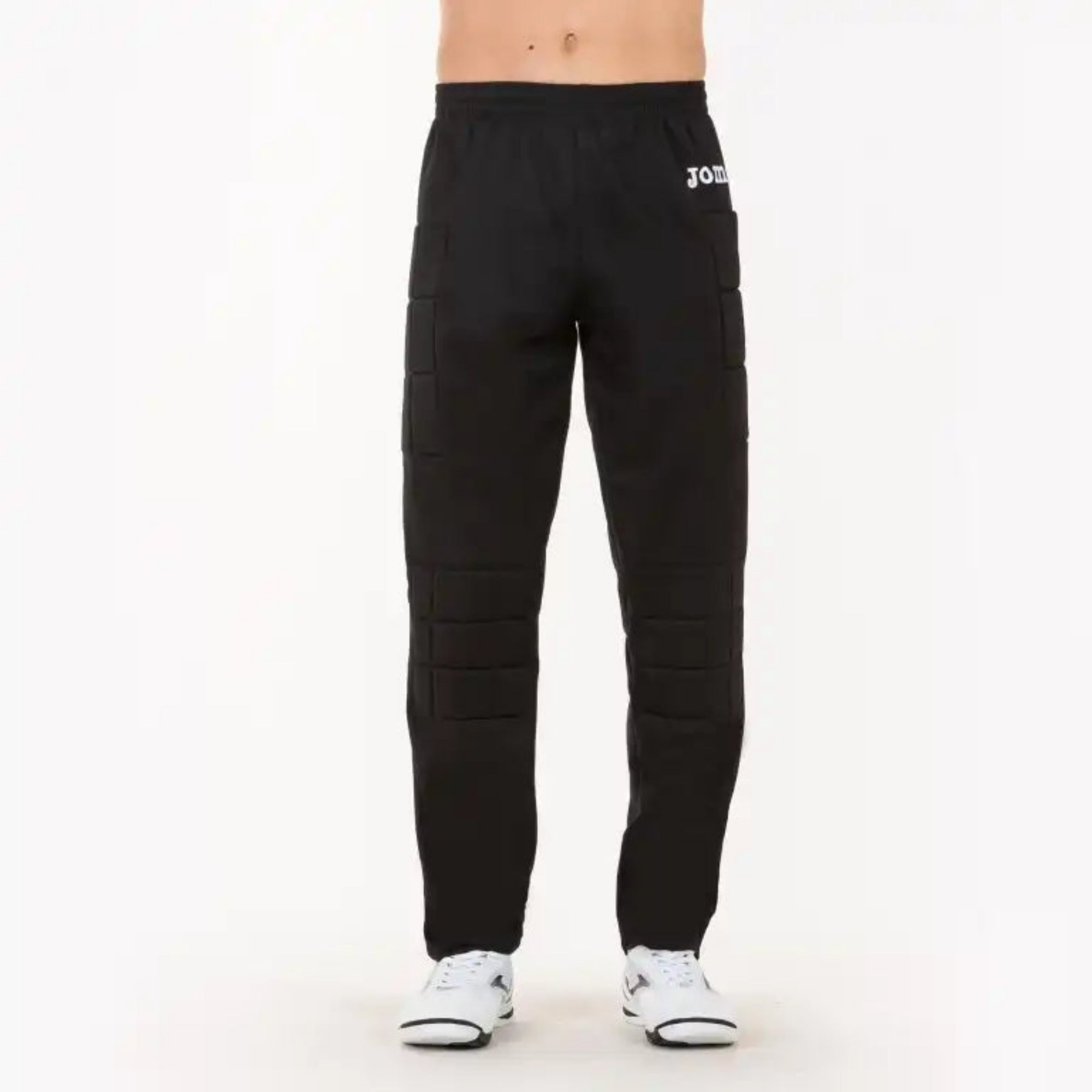 Joma abrasion-resistant and reinforced at the hip