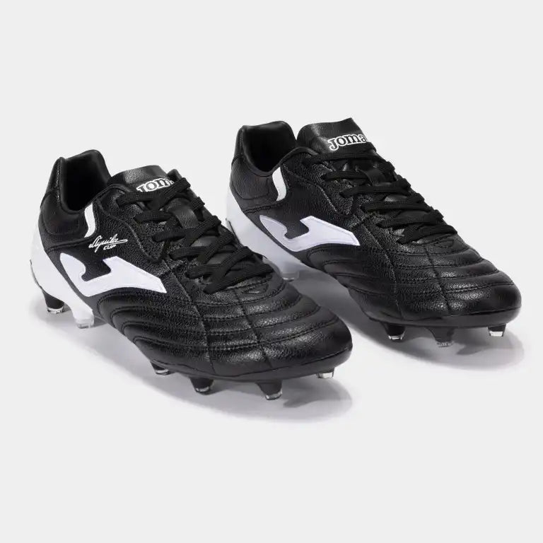Joma Aguila Cup 2401 Firm Ground (FG) The design is made of microfiber, a lightweight, resistant material with excellent abrasion resistance