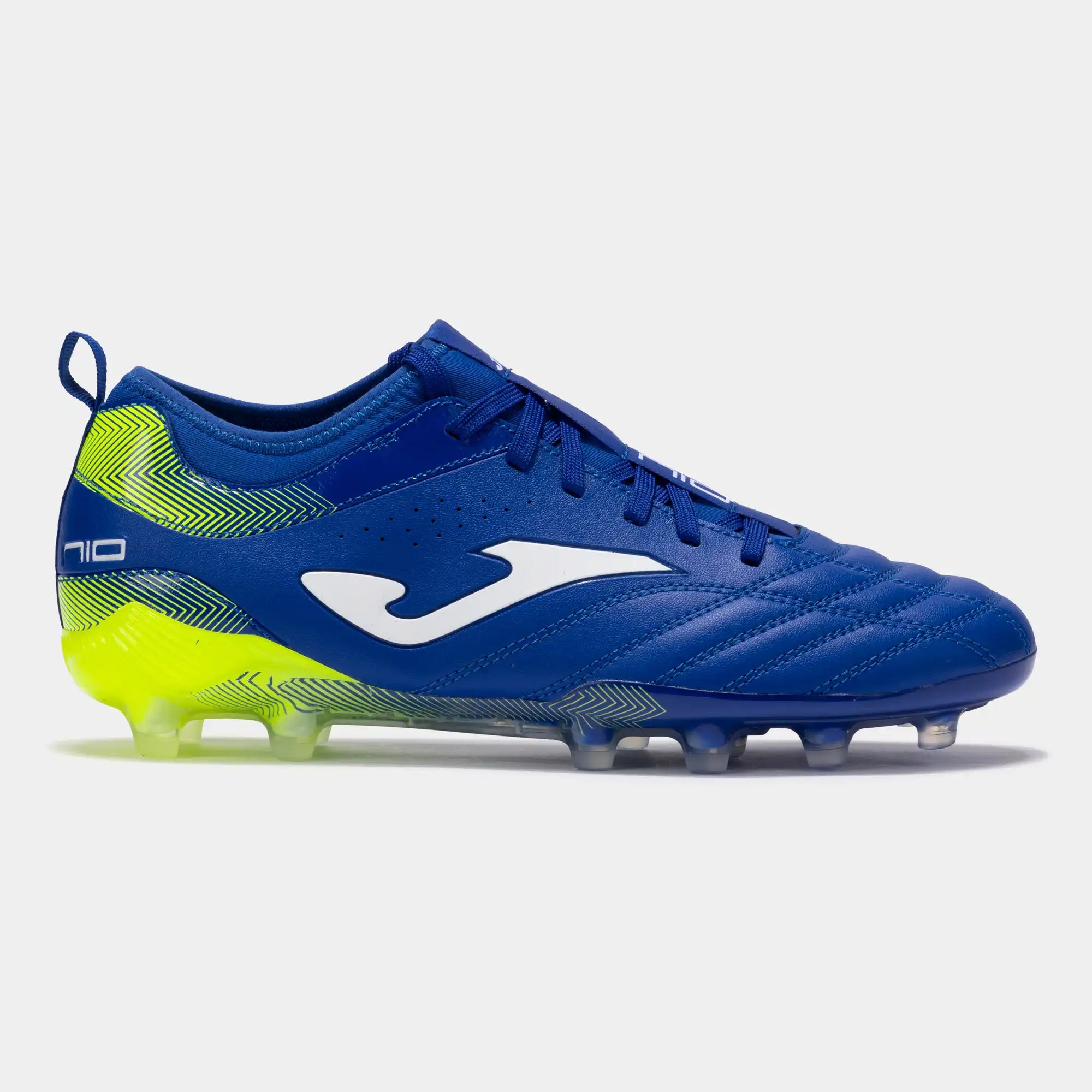 A pair of pink Joma Numero-10 Top football cleats for firm ground, featuring a synthetic leather upper and a translucent sole.